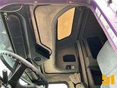 1999 FREIGHTLINER FLD120 TANDEM AXLE TRUCK TRACTOR VIN: 1FUYDSEB5XPA02756