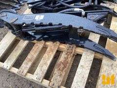 UNUSED 2025 GIYI WELD ON HYDRAULIC THUMB 7T SN: MZJ7T250412