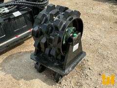 UNUSED 2025 GIYI COMPACTION WHEEL SN: YSL305250453 TO FIT CAT 305