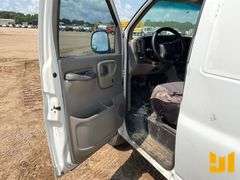 2001 GMC SAVANA 2WD CARGO VAN VIN: 1GTFG29R011235187