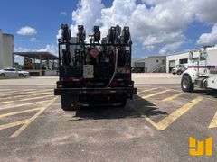 2010 INTERNATIONAL 7400 SBA T/A FUEL & LUBE TRUCK VIN: 1HTWGAAT8AJ214575