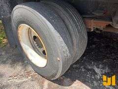 1999 GMC 6500 S/A HOT WATER PRESSURE WASHER TRUCK VIN: 1GDJ7H1C7XJ507971