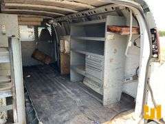 2001 GMC SAVANA 2WD CARGO VAN VIN: 1GTFG29R011235187