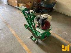 EDCO CPM-8-9H WALK BEHIND CONCRETE SAW  SN: 201210084