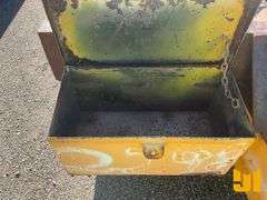 1998 TAG A LONG EQUIPMENT TRAILER VIN: CTL822159NS004796