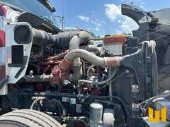 2010 KENWORTH T800 TANDEM AXLE DAY CAB TRUCK TRACTOR VIN: 1XKDDO9X2AJ269395