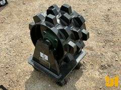 UNUSED 2025 GIYI COMPACTION WHEEL SN: YSL305250453 TO FIT CAT 305