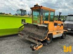 2016 ROSCO/LEEBOY 4930 BROOM SN: 144009