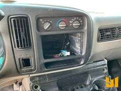 2001 GMC SAVANA 2WD CARGO VAN VIN: 1GTFG29R011235187