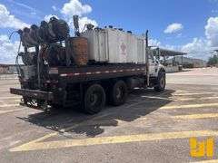 2010 INTERNATIONAL 7400 SBA T/A FUEL & LUBE TRUCK VIN: 1HTWGAAT8AJ214575