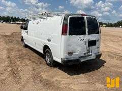 2001 GMC SAVANA 2WD CARGO VAN VIN: 1GTFG29R011235187