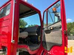 2002 FREIGHTLINER FL112 TANDEM AXLE CAB & CHASSIS VIN: 1FVHBGA872HK42089