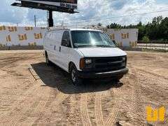 2001 GMC SAVANA 2WD CARGO VAN VIN: 1GTFG29R011235187