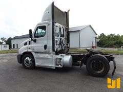 2014 FREIGHTLINER CASCADIA SINGLE AXLE DAY CAB TRUCK TRACTOR 3AKBGADV1ESFP0921