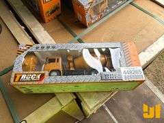 UNUSED MIXER TRUCK TOY R/C