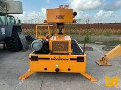 2012 BRODERSON IC35-2F CARRY DECK CRANE SN: 6706135