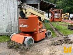2001 JLG N40 ELECTRIC AERIAL LIFTS SN: 0300057970
