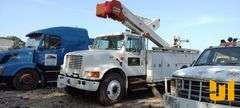 2001 INTERNATIONAL 4700 S/A BUCKET TRUCK VIN: 1HTSCAAN11H339971