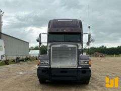 1999 FREIGHTLINER FLD120 TANDEM AXLE TRUCK TRACTOR VIN: 1FUYDSEB5XPA02756