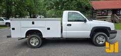 2003 CHEVROLET  SILVERADO 2500 S/A UTILITY TRUCK VIN: 1GBHC24UX3E110682