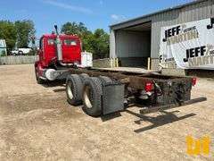 2002 FREIGHTLINER FL112 TANDEM AXLE CAB & CHASSIS VIN: 1FVHBGA872HK42089