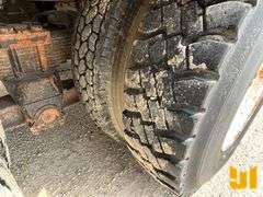 1999 STERLING  L7501 TANDEM AXLE DAY CAB TRUCK TRACTOR VIN: 2FZNRJBB5XAA77628