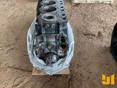 UNUSED 6 CYL MITSUBISHI 6D24 ENGINE LONG BLOCK