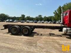 2002 FREIGHTLINER FL112 TANDEM AXLE CAB & CHASSIS VIN: 1FVHBGA872HK42089