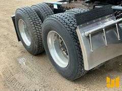 1999 FREIGHTLINER FLD120 TANDEM AXLE TRUCK TRACTOR VIN: 1FUYDSEB5XPA02756
