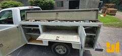 2003 CHEVROLET  SILVERADO 2500 S/A UTILITY TRUCK VIN: 1GBHC24UX3E110682