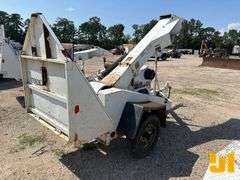 2009 ALTEC WC126 PORTABLE CHIPPER SN: 5WDS110119S200229