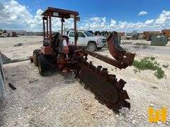1996 DITCH WITCH 4500DD TRENCHER SN: 3N1081
