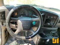 2001 GMC SAVANA 2WD CARGO VAN VIN: 1GTFG29R011235187