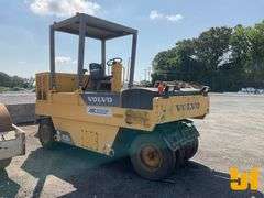 2009 VOLVO  PT-125R 9-WHEEL PNEUMATIC COMPACTION EQUIPMENT SN: 199456