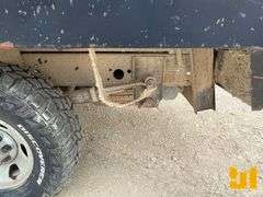 2009 CHEVROLET SILVERADO 3500HD CREW CAB 4X4 FLATBED TRUCK VIN: 1GBHK73609F174381