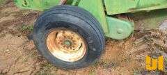JOHN DEERE 318 ROUND BALER SN: 00385X955647