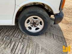 2001 GMC SAVANA 2WD CARGO VAN VIN: 1GTFG29R011235187
