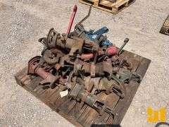 PALLET CONTAINING MISC HAND PUMP