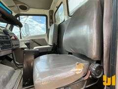 1999 STERLING  L7501 TANDEM AXLE DAY CAB TRUCK TRACTOR VIN: 2FZNRJBB5XAA77628