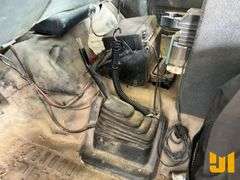 2003 FORD F-350 DUALLY CREW CAB 4X4 FLATBED TRUCK VIN: 1FDWX37PX3EC13079