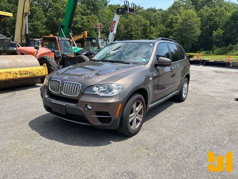 2011 BMW X5 VIN: 5UXZW0C57BL661098 4WD