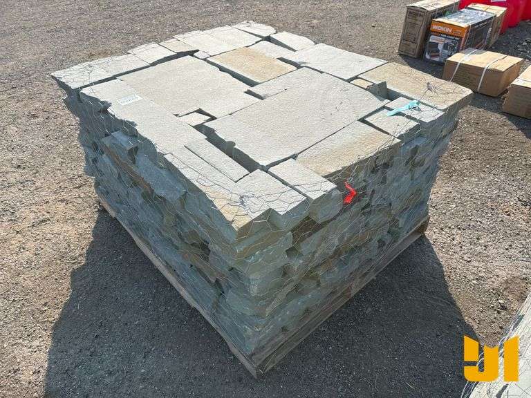 PALLET OF BLUE STONE PAVERS