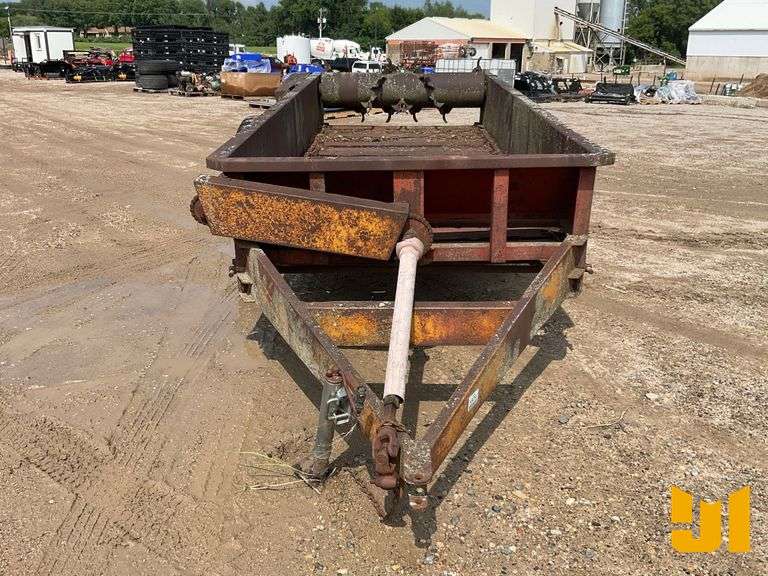 MANURE SPREADER