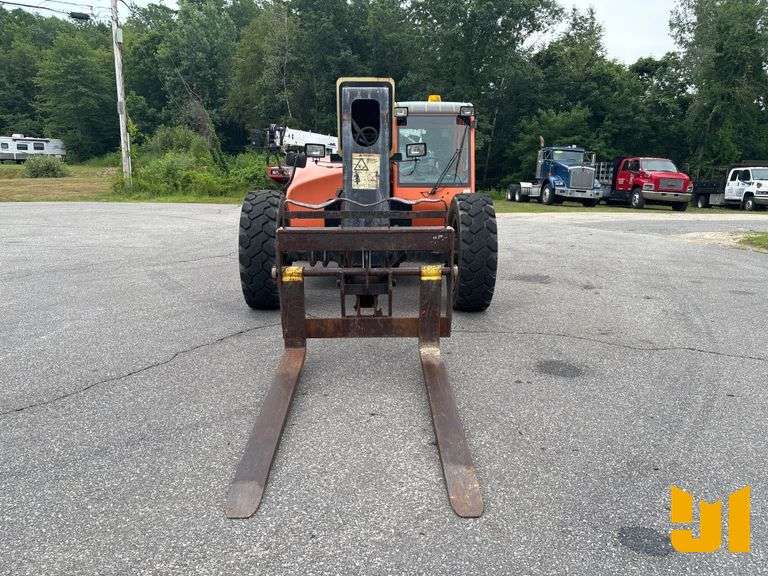 2013 JLG G9-43A 9000 LB TELESCOPIC FORKLIFT SN: 0160052203