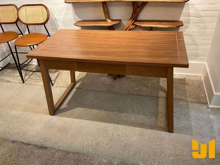 BYBLIGHT DESK