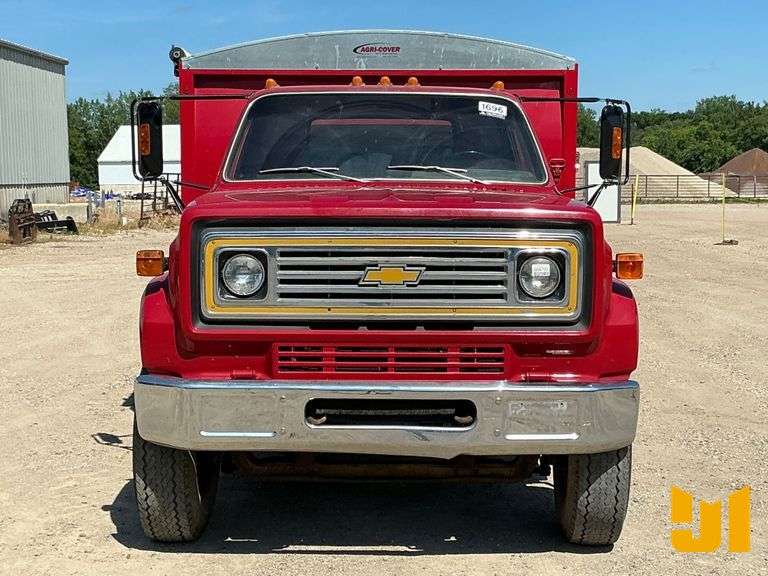 1986 CHEVROLET C70 SINGLE AXLE DUMP TRUCK VIN: 1GBL7D1B8GV110568