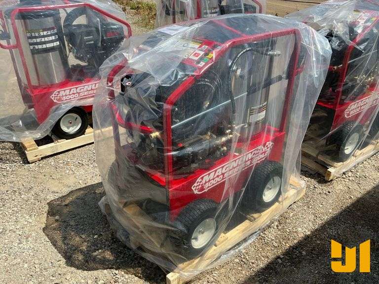 UNUSED 2025 EASY-KLEEN MAGNUM GOLD 4000 PRESSURE WASHER SN: 252658