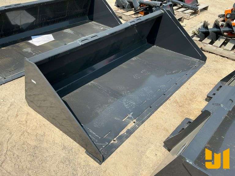UNUSED 2025 WOLVERINE TDB-11-78W 80 INCH SMOOTH BUCKET SN: ZW-00477