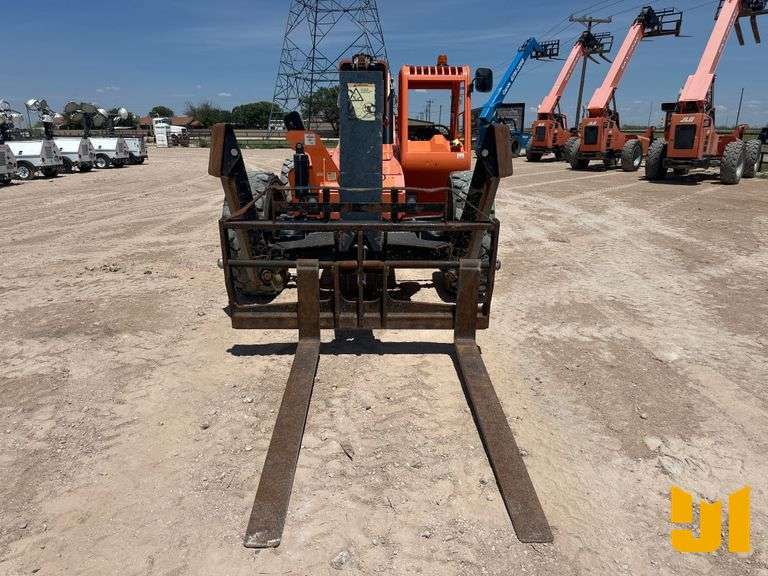 2018 JLG 10054 10000 LB TELESCOPIC FORKLIFT SN: 0160092764