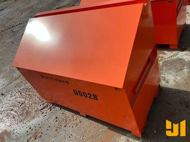 UNUSED HURRICANE D6028